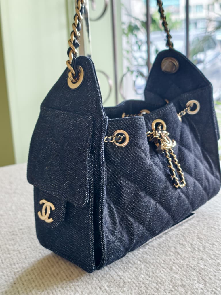 Chanel 25 Mini Dark Denim 26s