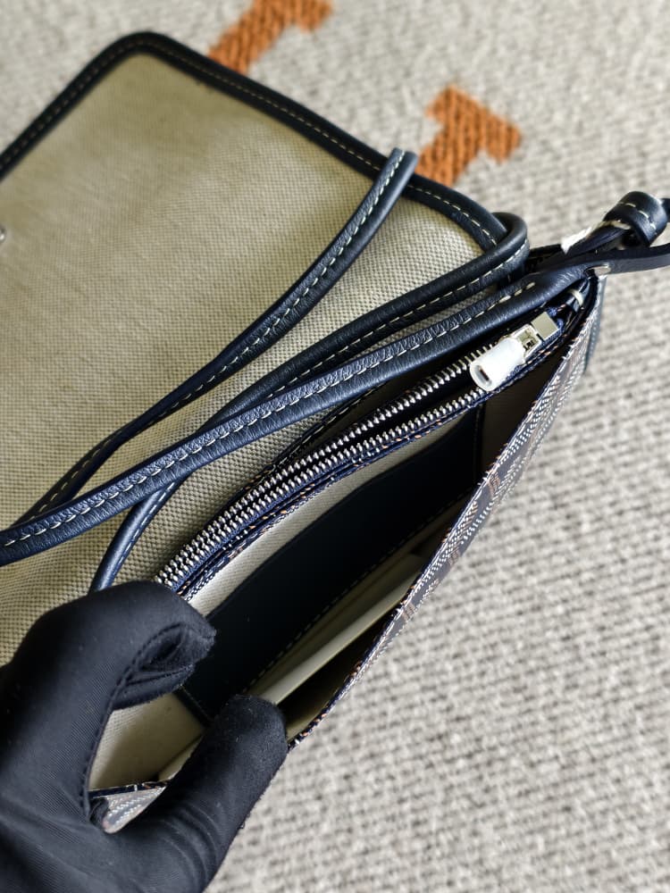 Goyard Plumet Navy
