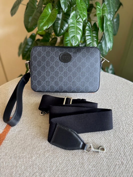 Gucci Crossbody Bag with Interlocking GG Supreme Canvas Black