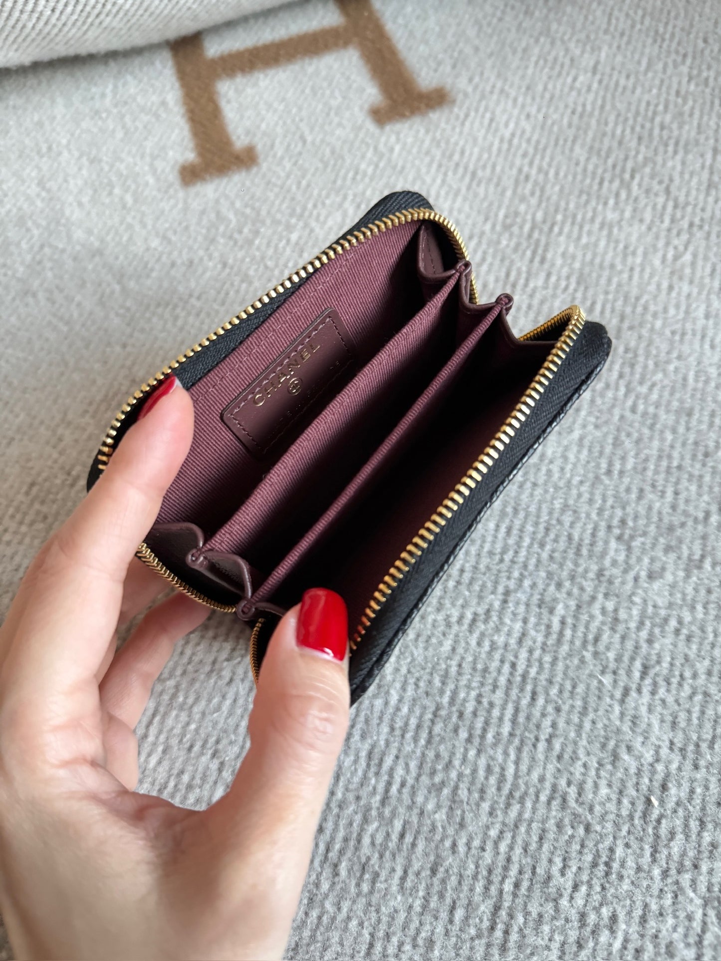 Chanel Classic Zipped Coin and Card Holder