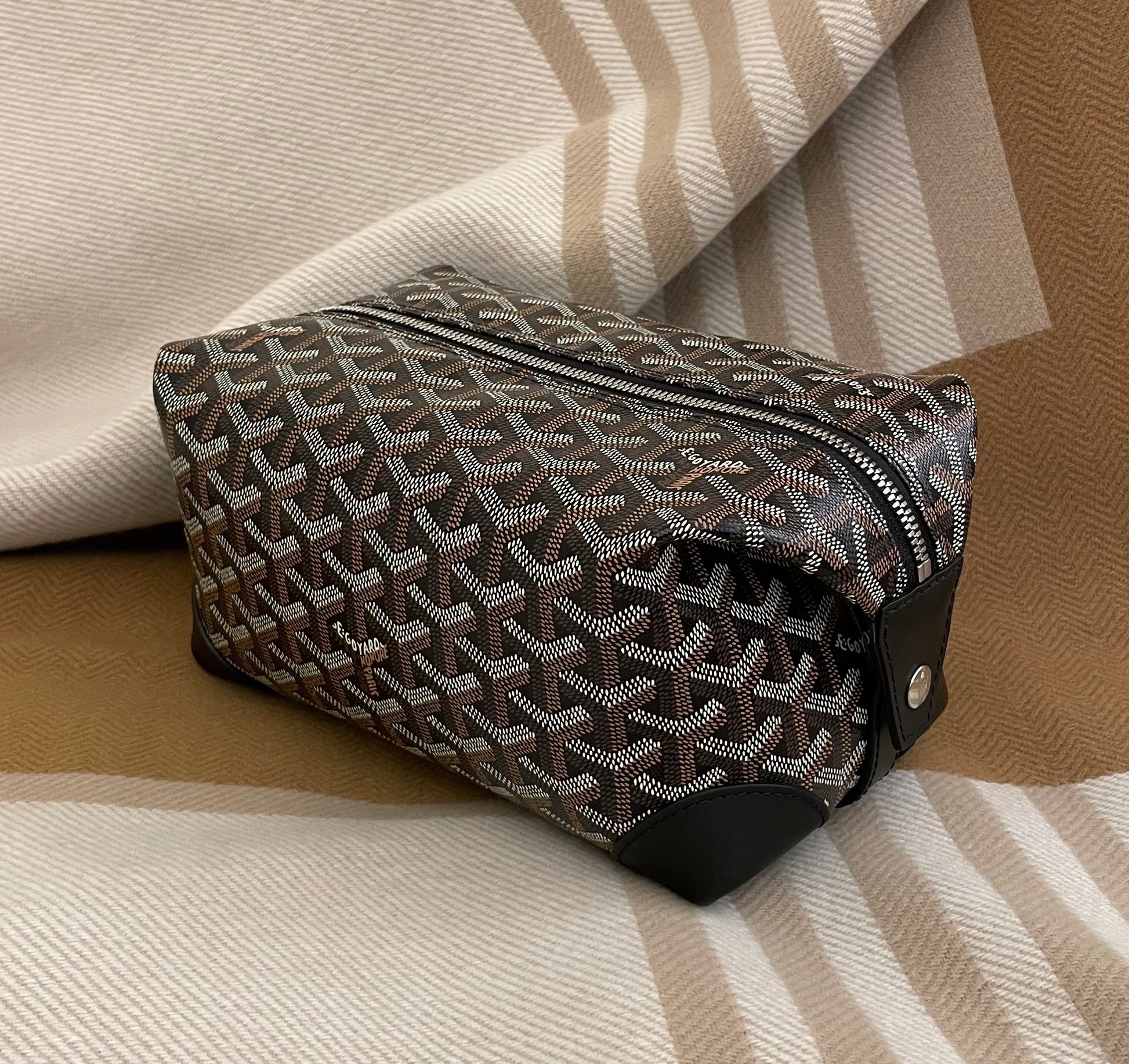 Goyard toiletry bag Clearance