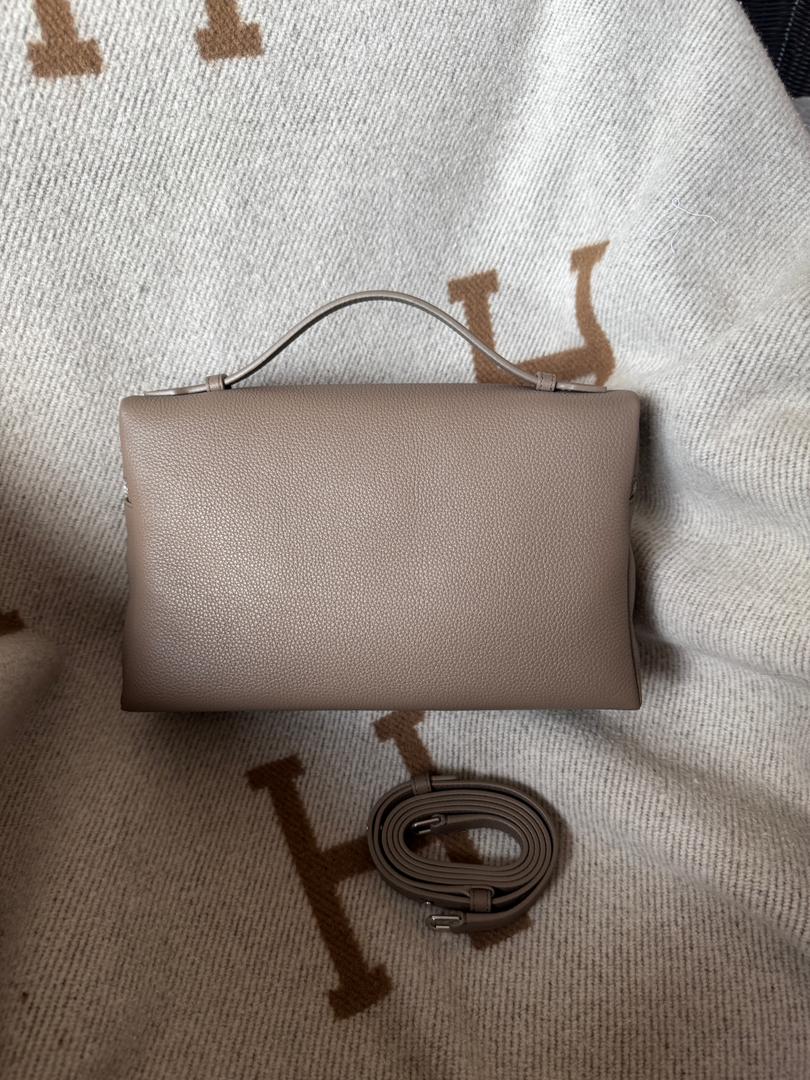 Loro Piana L27 Taupe