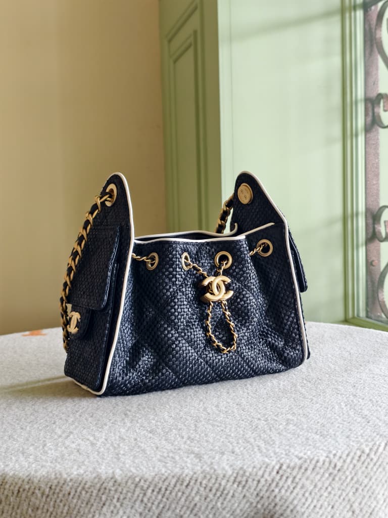 Chanel 25 Mini Rafia