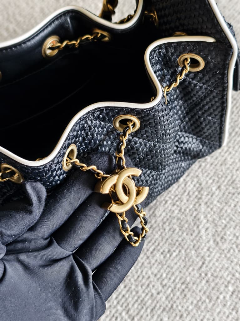 Chanel 25 Mini Rafia
