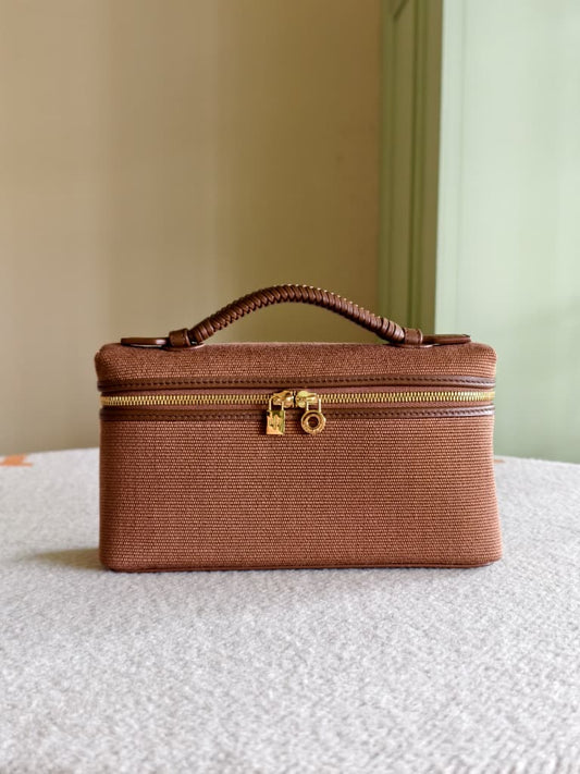 Loro Piana 19 Extra Pocket