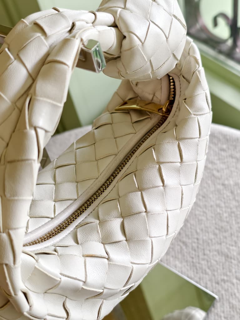 Bottega Veneta Jodie Intrecciato Nappa Mini hobo