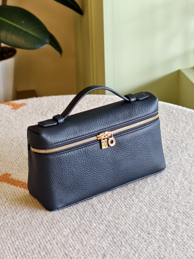 Loro Piana L19 Extra Pocket