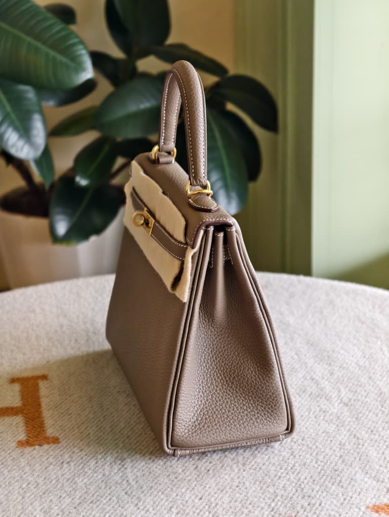 Hermes Kelly 25 Etoupe GHW