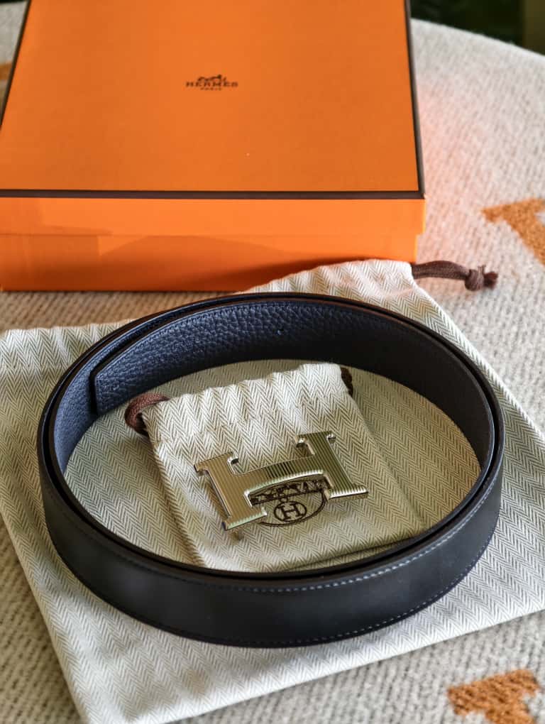 Hermès 32mm belt buckle & reversible leather strap