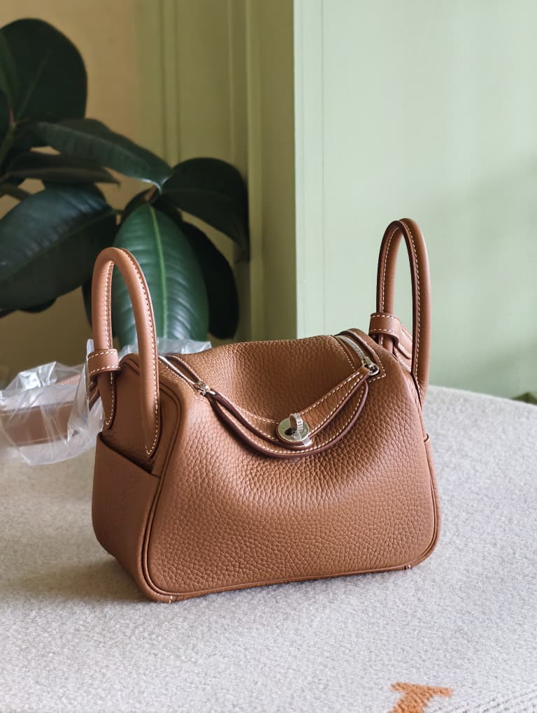 Hermes Mini Lindy Gold PHW
