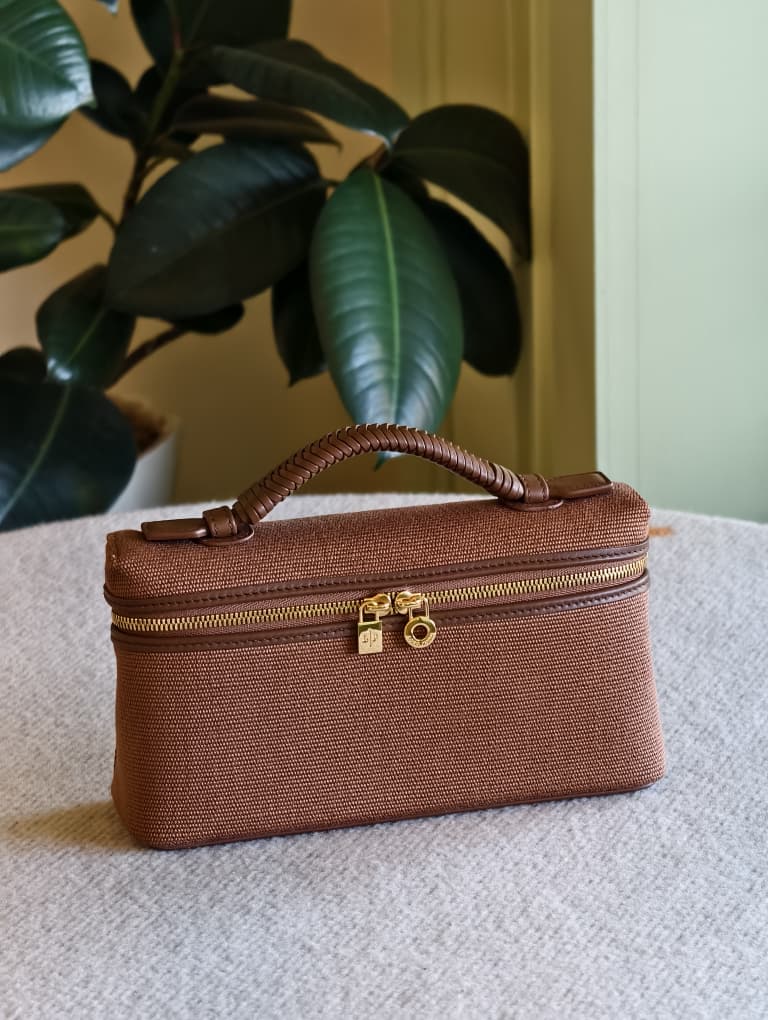 Loro Piana 19 Extra Pocket